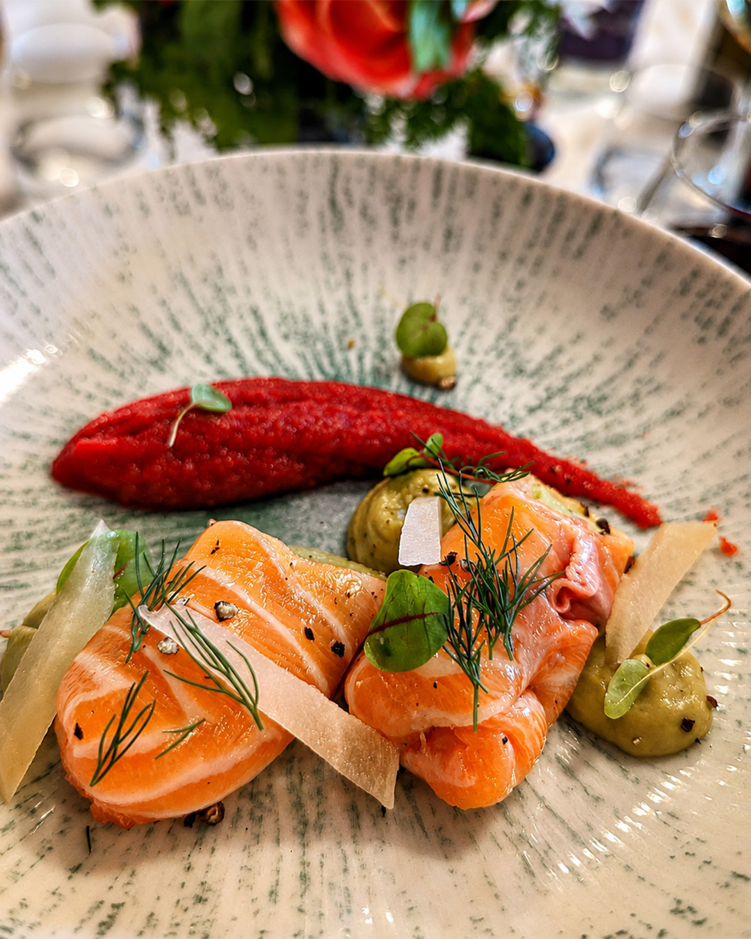 Truite gravlax et crème d'avocat